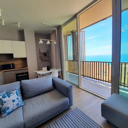 Blue Bay Coast Palasë