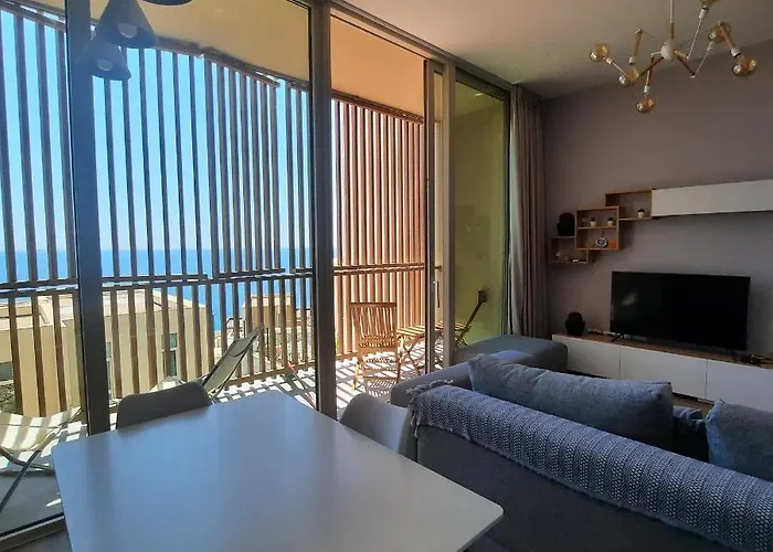 Blue Bay Coast Palasë