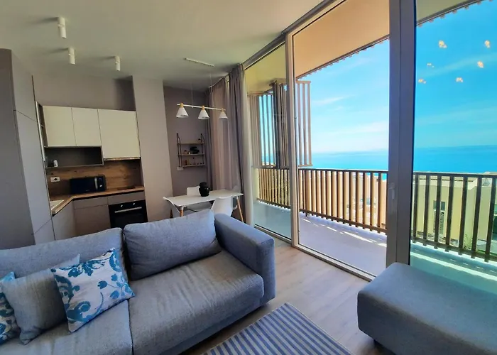 Blue Bay Coast Palasë